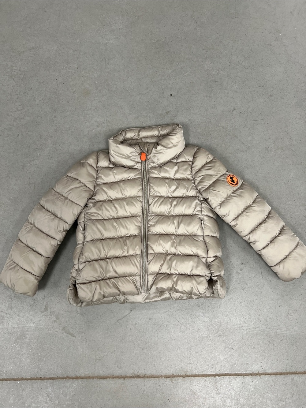 SAVE THE DUCK Kids Light Beige Puffer Jacket with Orange Zip Pull